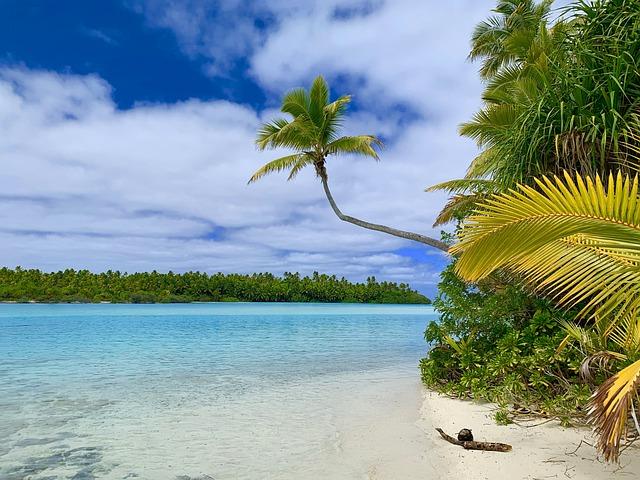 Indulging in Aitutaki's Culinary Delights and Exotic Flavors