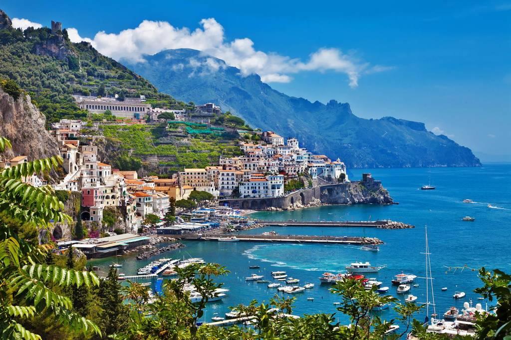 Exploring the Charming Coastal Villages of Amalfi: Must-Take a look at with Destinations