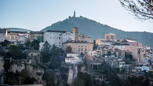 Immersing Your self in Cuenca's Vivid ‍Cultural⁤ Scene