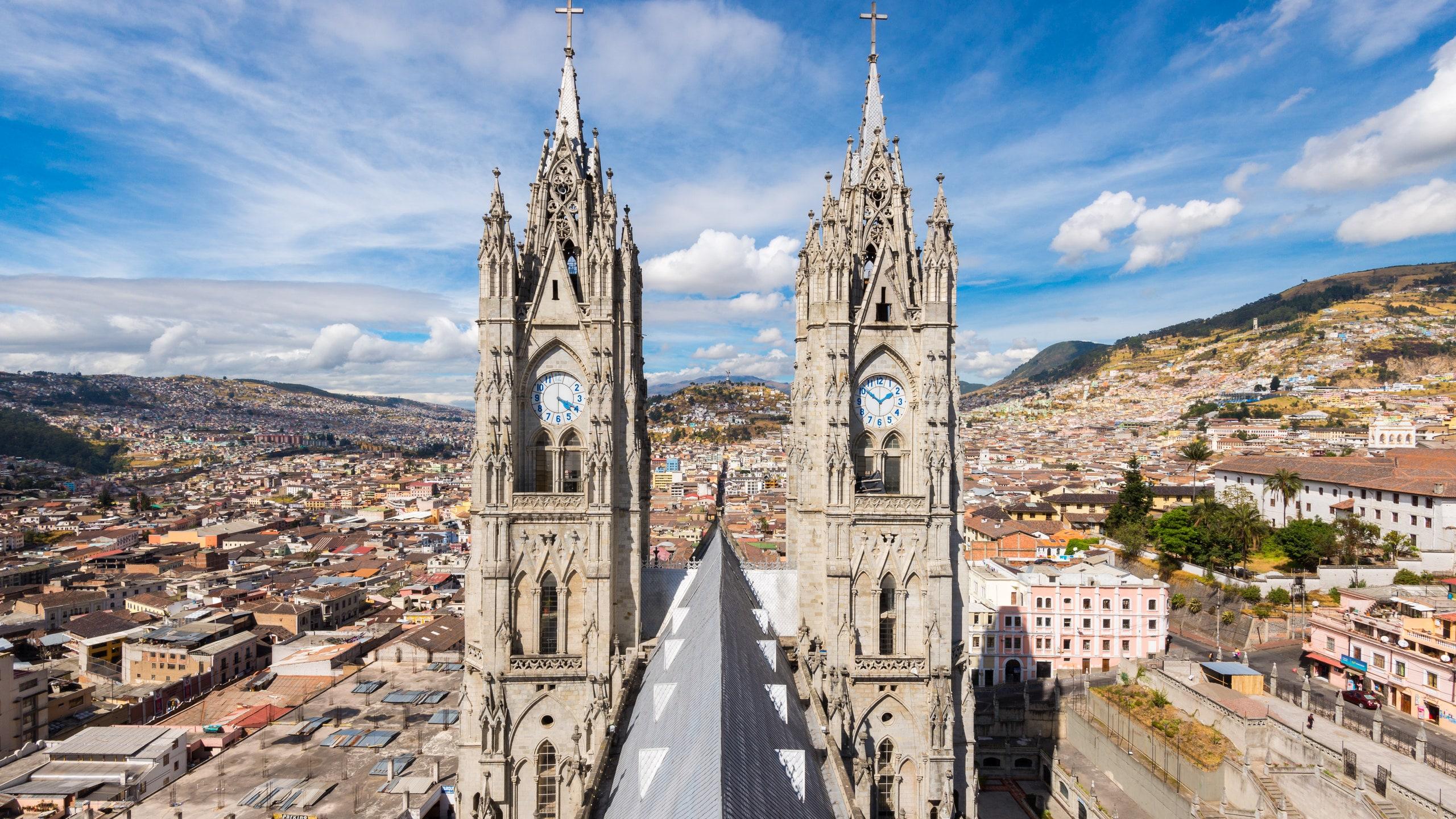 Uncover the ⁤Rich History of Quito, Ecuador