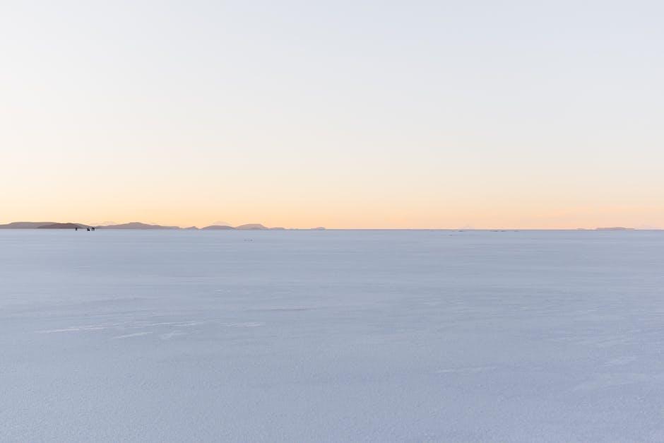 Exploring ‍the outlandish ecosystem and natural world of⁢ Uyuni Salt Apartments